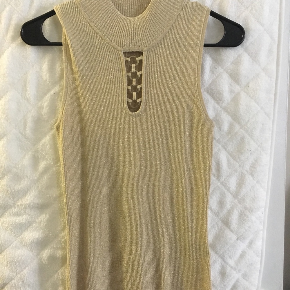 🎏Light ribbed gold top🎏